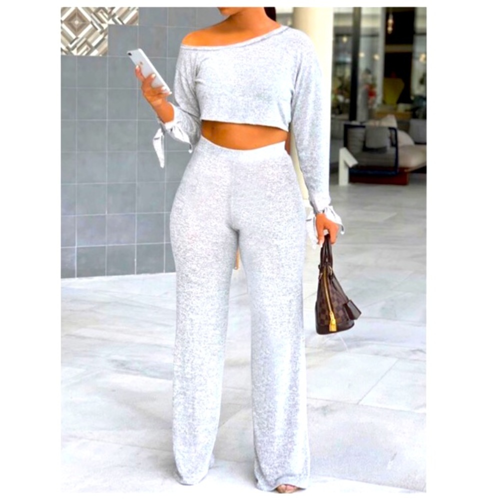 SOLD!  Brand New Women’s Two Piece Outfit